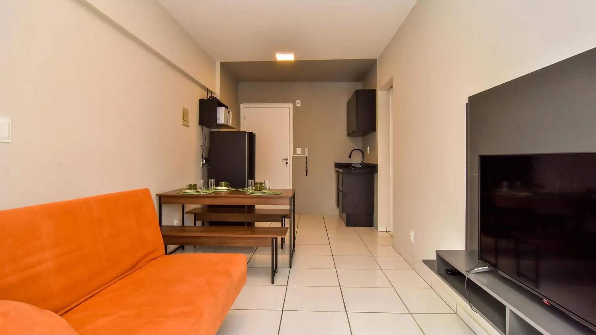 Custo Beneficio P/ 4 Hospedes Na Rua 1000 P1947 Balneário Camboriú